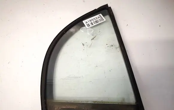 Honda Civic Rear vent window glass 