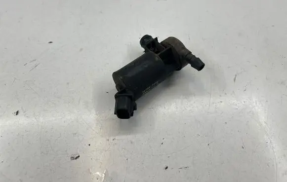 Toyota Hilux (AN10, AN20, AN30) Headlight washer pump 3670578207 8554200050 A5MC129WL