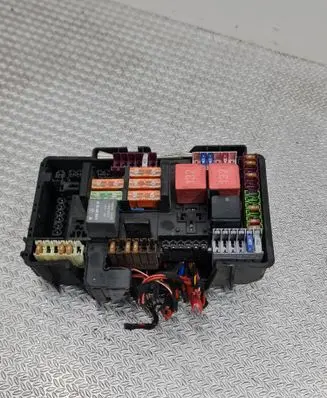 Mercedes-Benz C W205 Fuse module A0005456800 21319