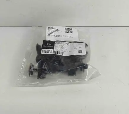 Mercedes-Benz B W245 Radiator support slam panel bracket A0009912195