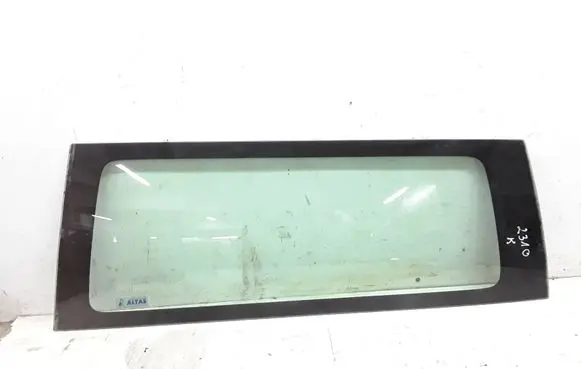 Honda HR-V Rear side window