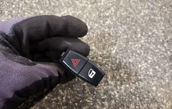 BMW 5 E60 E61 Hazard light switch