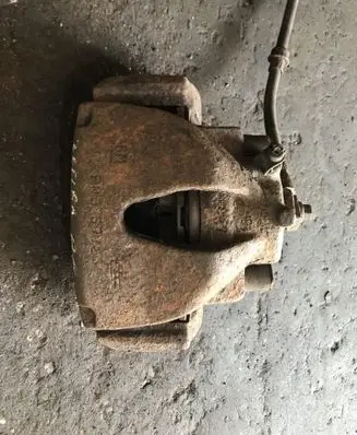 Opel Zafira B Front brake caliper FN35725