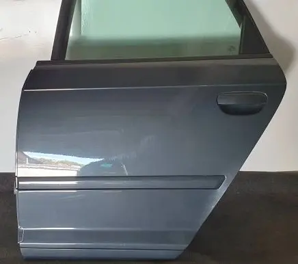 Audi A3 S3 8P Rear door