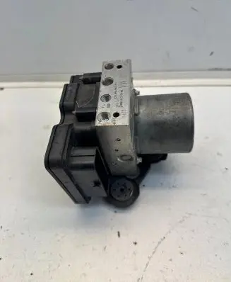Skoda Kamiq ABS Pump 2Q0614517AP 0262 2Q0614517N