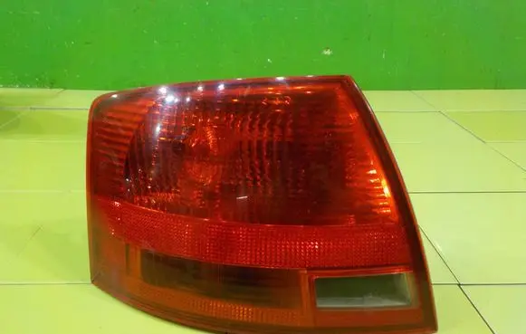 Audi A4 S4 B7 8E 8H Rear/tail lights 8E9945095E ZP50