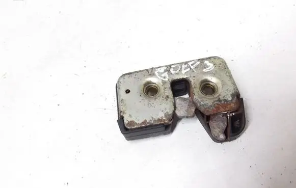 Volkswagen Golf III Tailgate/trunk/boot lock/catch/latch 1H6827505B 1HM827505A