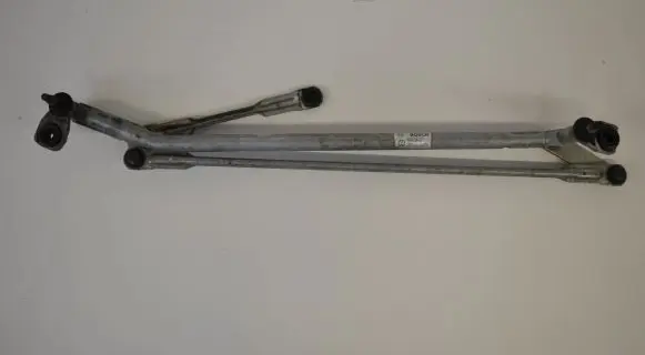 Volkswagen Beetle A5 Front wiper linkage and motor 3397021431 5C1955023A