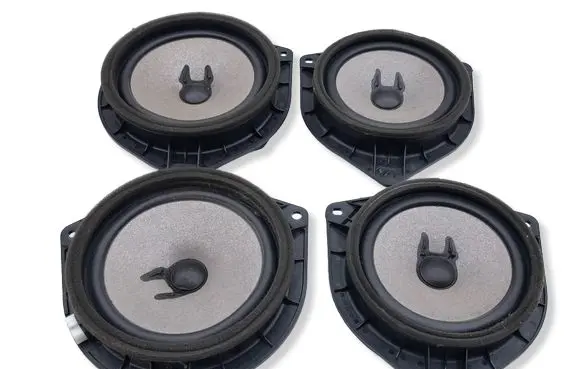 Toyota Corolla Verso AR10 Audio system kit 861600F020 861600F030