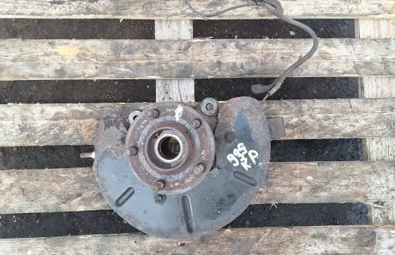 Chrysler Sebring (JS) Front wheel hub