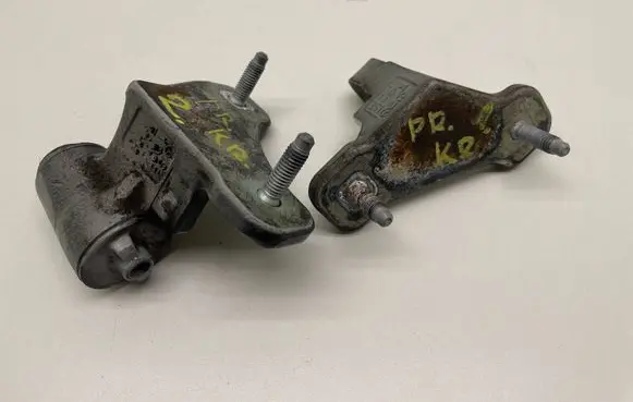 Mercedes-Benz C W204 Front door hinge set 