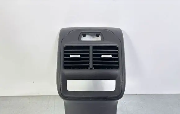 Volkswagen PASSAT B9 Rear air vent grill 3J0864298
