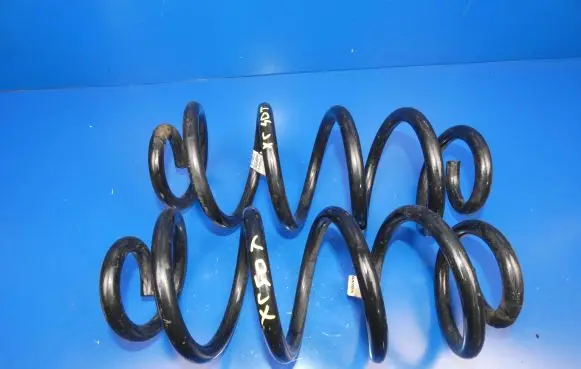 Volvo XC40 Rear coil spring 31658707 C64BA