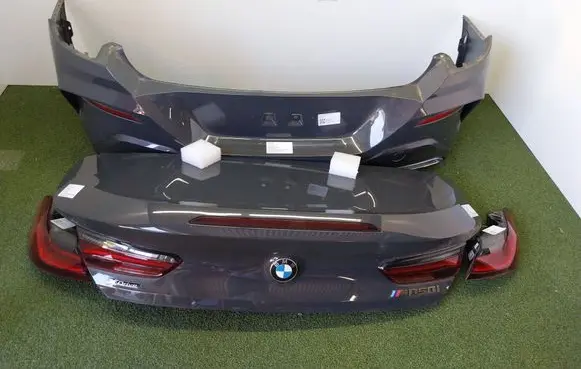 BMW 8 G15 Truck tailgate 