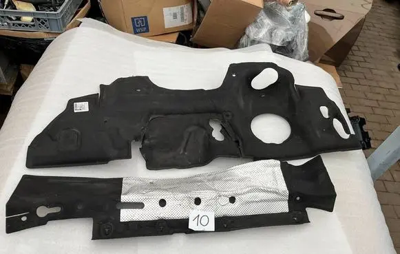 Volkswagen Arteon Heat shield in engine bay 5Q1863353M 30052018