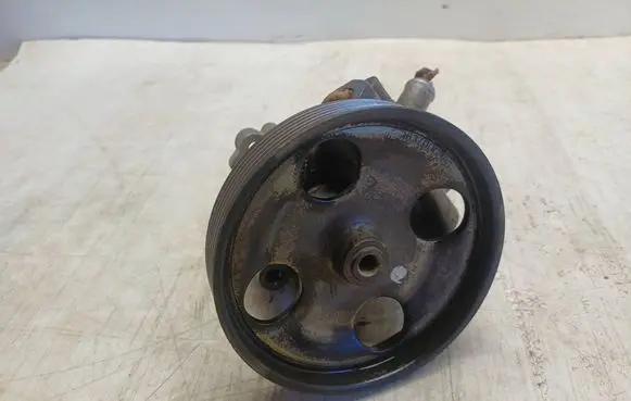 Peugeot Partner Power steering pump 9685555580 7617955563