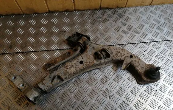 Nissan Primera Front lower control arm/wishbone