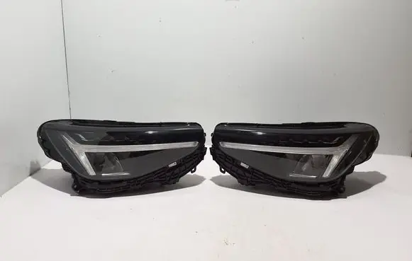 Volvo C40 Headlight/headlamp