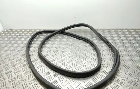 Citroen C4 Grand Picasso Trunk rubber seal (body) 