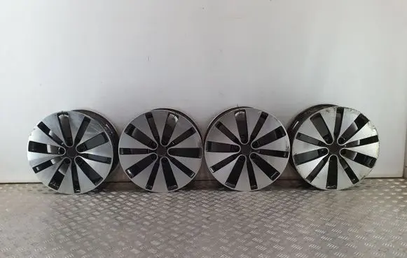 R18 alloy rim