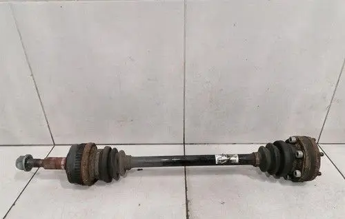 Porsche 911 996 Rear driveshaft/prop shaft 99633202403