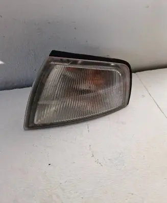 Mitsubishi Colt Front indicator light 21087148