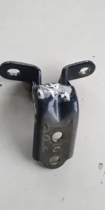 Hyundai Tucson TL Front door lower hinge 