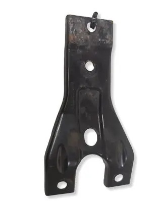 Volkswagen PASSAT B7 Radiator support slam panel bracket 3AA805569
