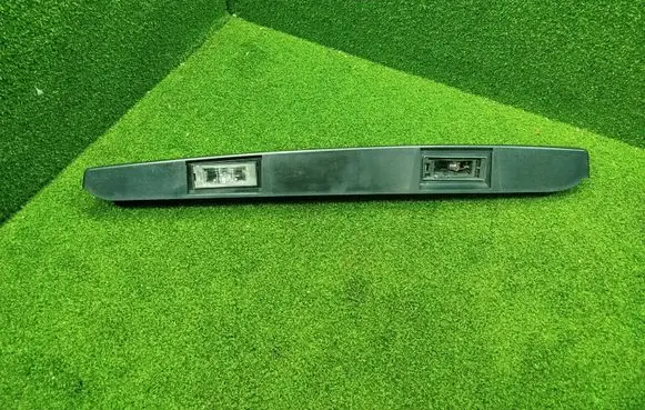 Renault Trafic III (X82) Number plate light 848105971R 93867931