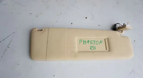 Sun visor