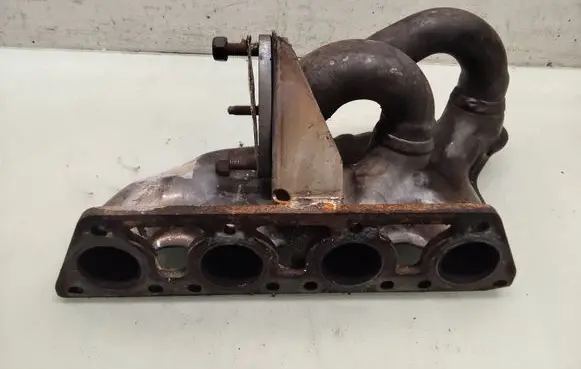 Audi A4 S4 B6 8E 8H Exhaust manifold