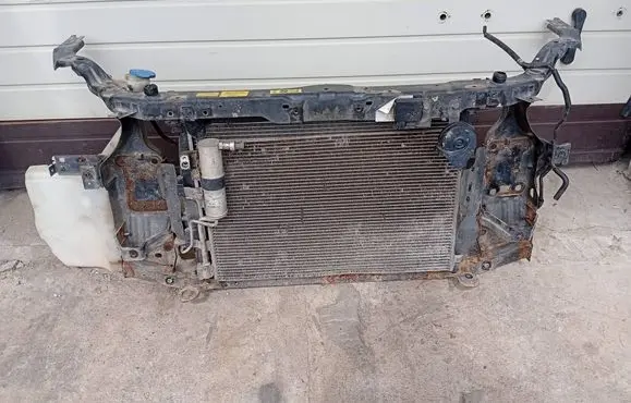 Nissan Qashqai Radiator set