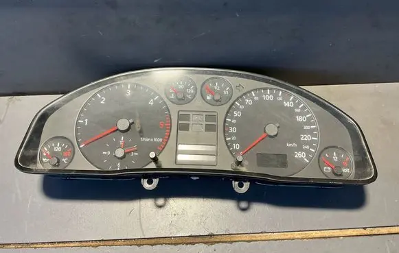 Audi A6 S6 C5 4B Speedometer (instrument cluster) 4B0919860E