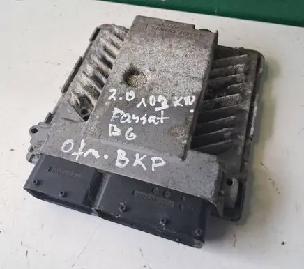 Volkswagen PASSAT B6 Engine control unit/module 03G906018CD