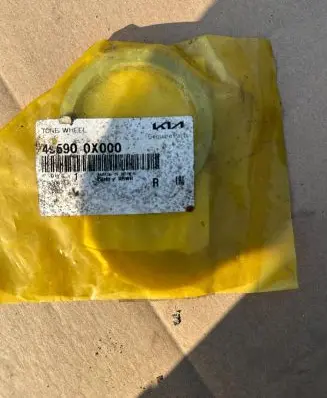 KIA Rio ABS brake wheel speed sensor 49590-0X000