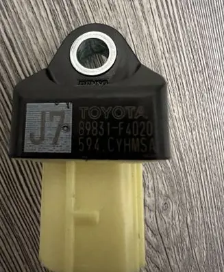 Toyota C-HR I Airbag deployment crash/impact sensor 89831F4020
