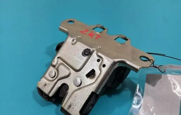 Opel Insignia A Tailgate/trunk/boot lock/catch/latch 20969620 IMPRK1392992