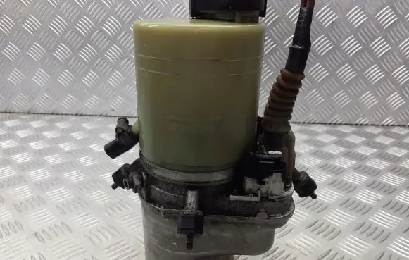 Opel Signum Power steering pump