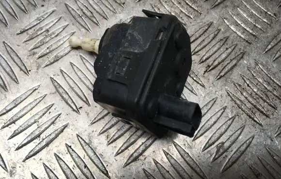 Opel Omega B1 Headlight level adjustment motor 90492802 GM90492802