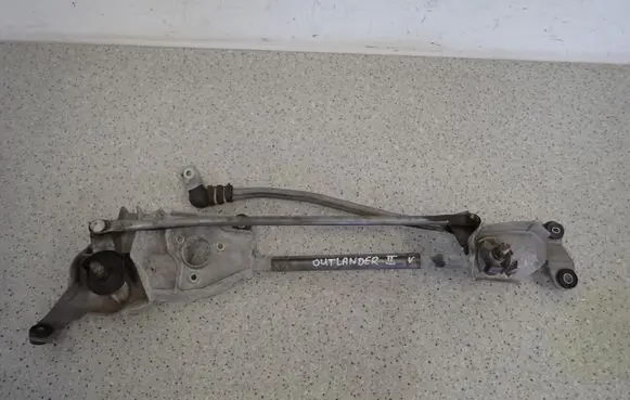 Mitsubishi Outlander Front wiper linkage 
