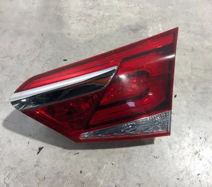 Hyundai i40 Tailgate rear/tail lights 