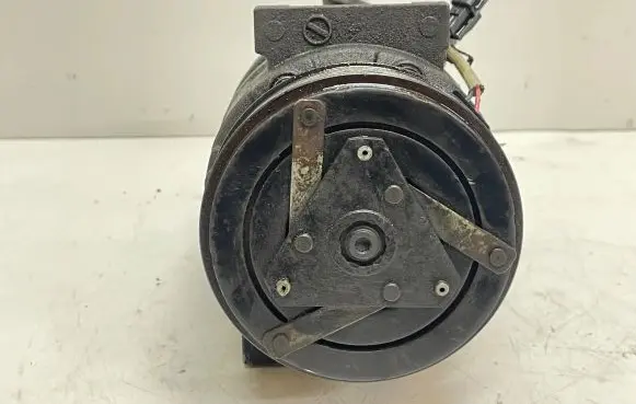 Renault Trafic II (X83) Air conditioning (A/C) compressor (pump) 8200454172 5060410300 6902436441