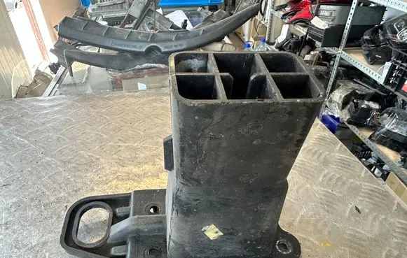 Peugeot 3008 I Front bumper support beam 9682791280