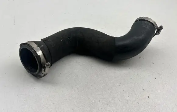 Intercooler hose/pipe
