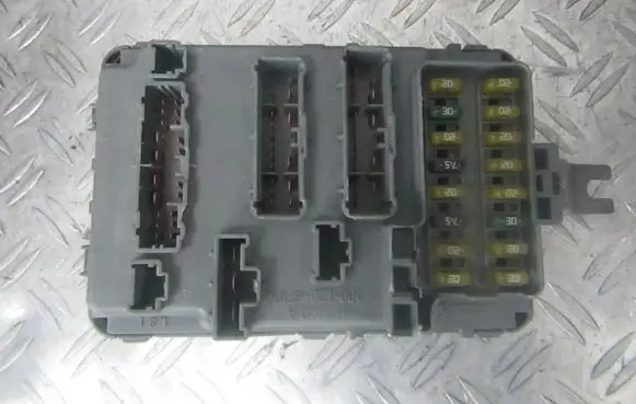 Honda Accord Fuse box set s338850