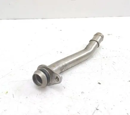 Coolant pipe/hose