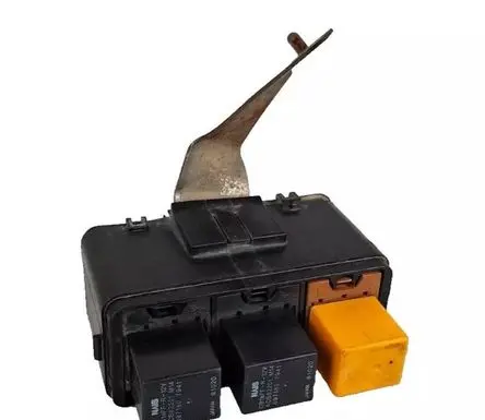 Opel Frontera B Fuse module 8971807941