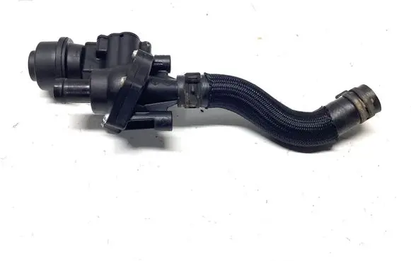 Nissan Navara D23 Coolant heater control valve 922304507R