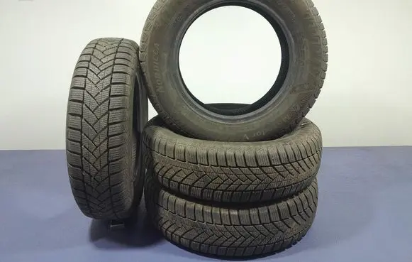 Volkswagen Polo R17 winter tire 4050496001940