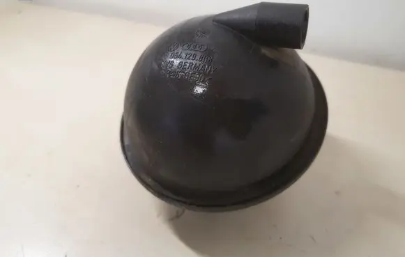 Vacuum air tank
